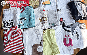 届いた洋服や子供服などの衣類（古着）３