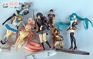 届いたフィギュアや人形３