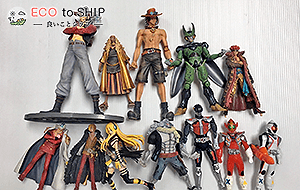 届いたフィギュアや人形１４