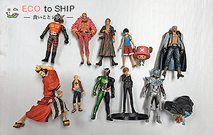 届いたフィギュアや人形１６