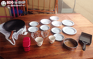 届いたお皿やお椀などの食器類 ２