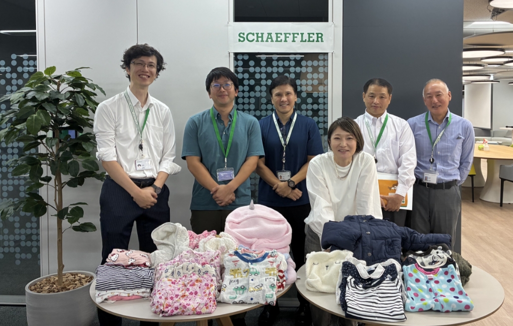 シェフラージャパン株式会社様より衣類をご寄付いただきました♪